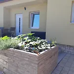 Galagonya Lejlighed Zamárdi