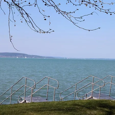 Galagonya Apartman Zamardi